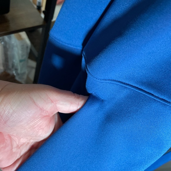 Under armor three XL blue light weight jacket with pockets zip up - Picture 2 of 4